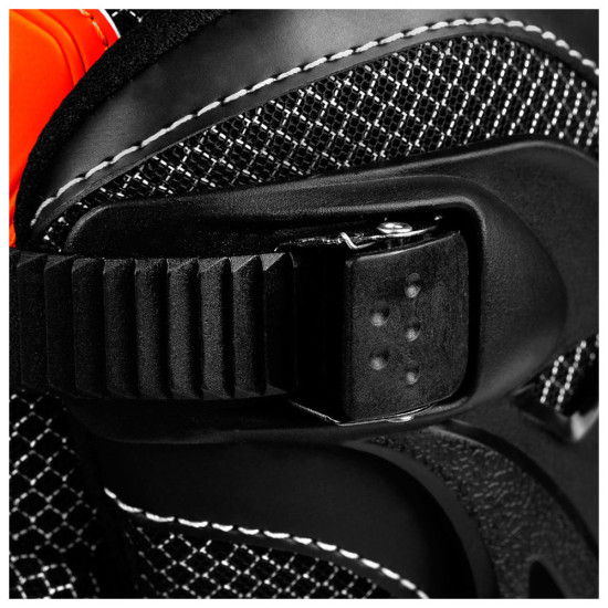 Spokey Khan Πατίνια rollers No.35-38 Spokey Khan Πατίνια rollers No.35-38